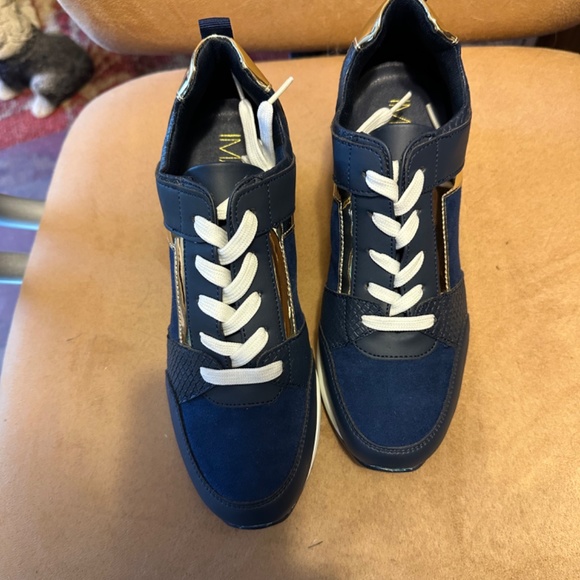 Iman sneaker - Picture 4 of 4